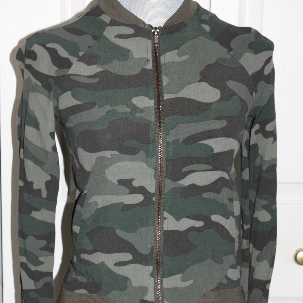 NEW BB Dakota Green Camouflage Jacket
